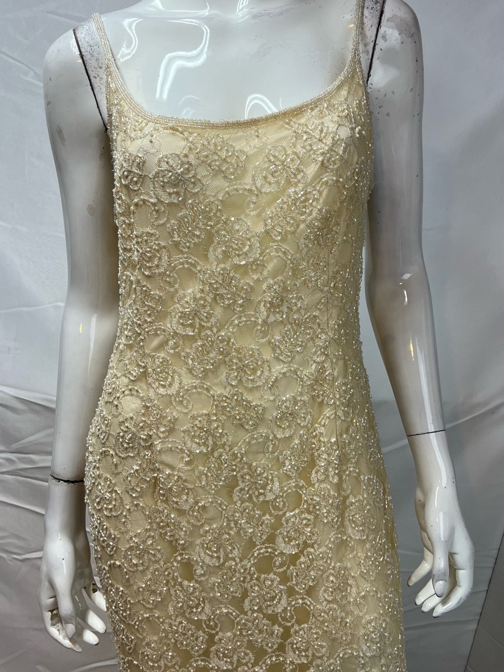 Icara Women’s 10 Vintage Ivory Lace Hand Beaded Formal Sheath Gown Evening Dress - Picture 6 of 8